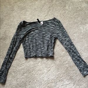 Cropped long-sleeve shirt